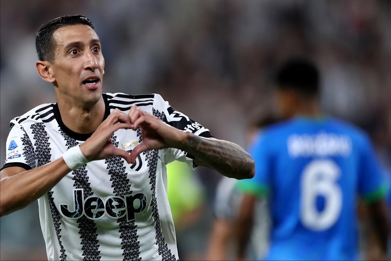 博格巴重回尤文图斯签约四年,博格巴正式回归尤文图斯