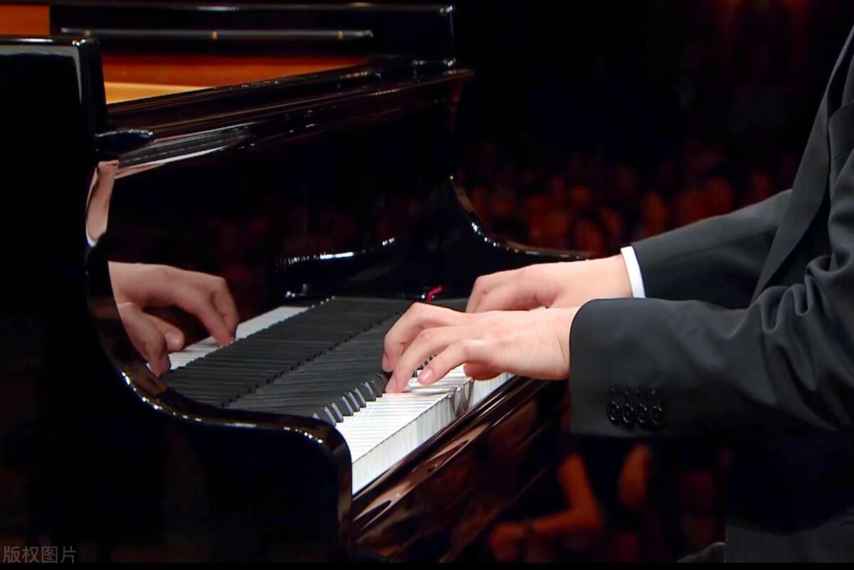 钢琴曲怎么区分该用几级和弦,钢琴曲有哪些难度比较高