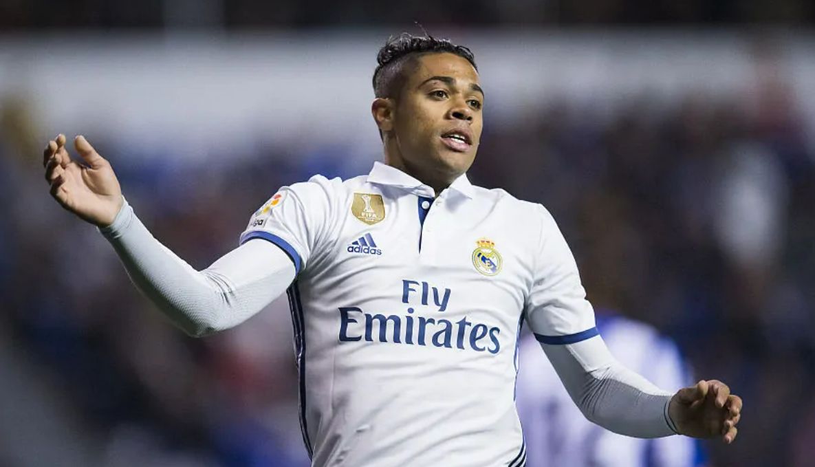 恭喜皇马，5年身价降80%，第1租借诞生，佛爷笑了，腾720万工资帽