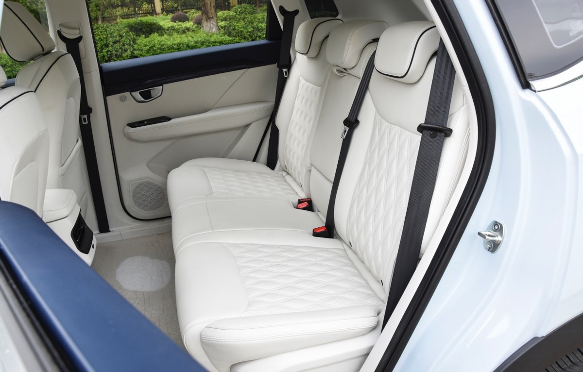 五菱星辰与哈弗h6三大件一样吗,五菱suv星辰和h6