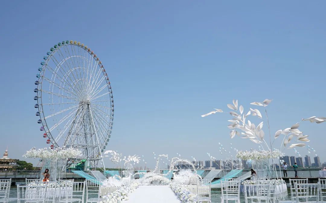 无锡君来湖滨饭店五星级酒店,无锡君来湖滨酒店西餐厅