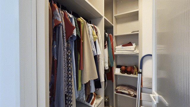 斜坡造型吊顶,斜坡屋顶木板吊顶