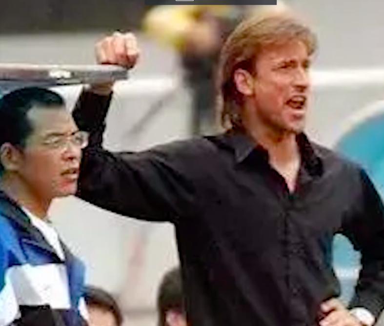 阿根廷爆冷输沙特主教练,阿根廷爆冷沙特梅西反应