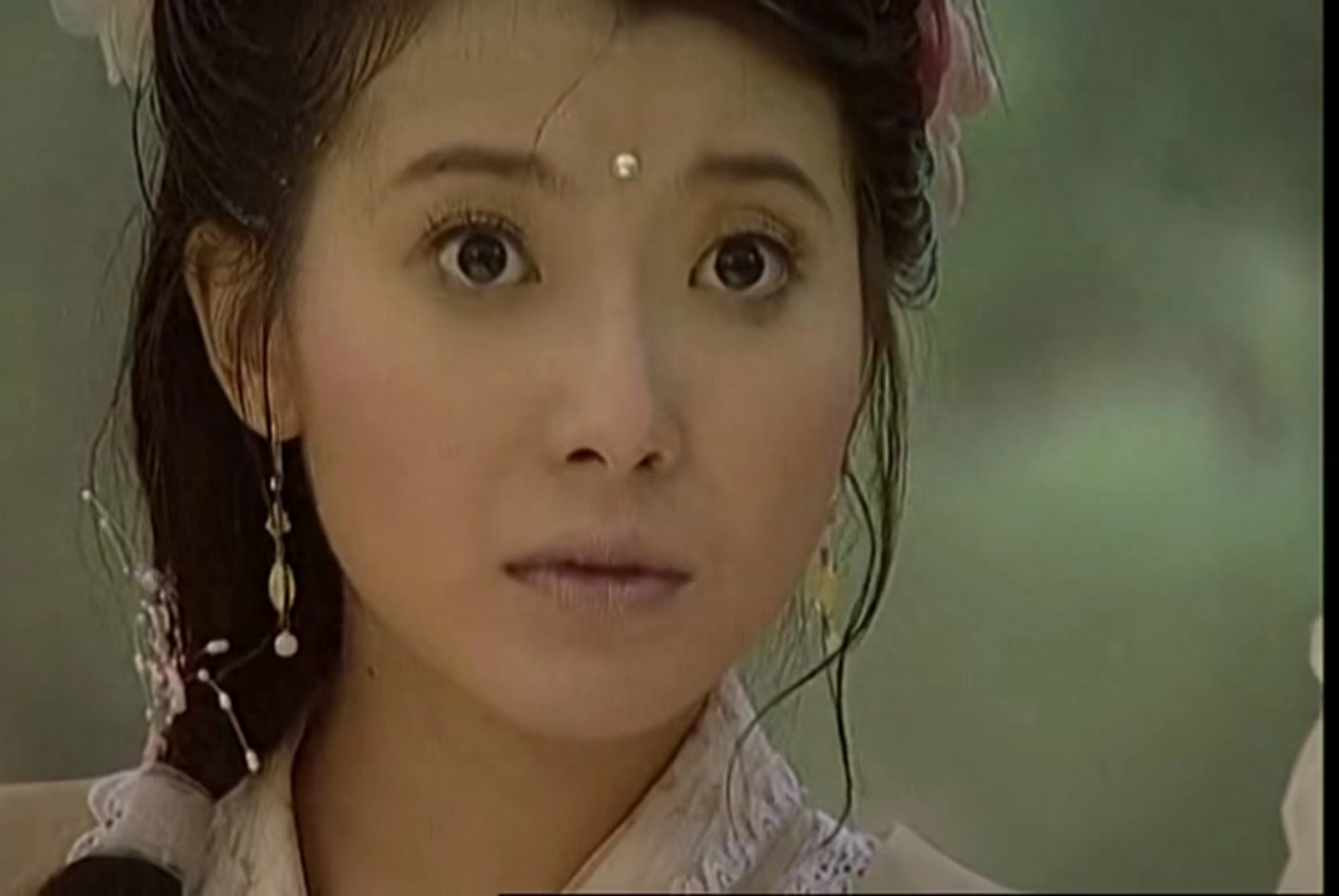 烈日下，女子下跪多日求复婚被拒，前夫发声，知情人透露实情