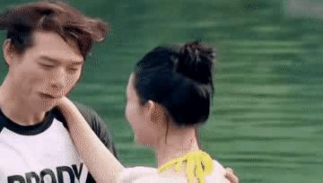 假戏真做，娱乐圈的“灯下黑”，让多少女演员有苦难言？