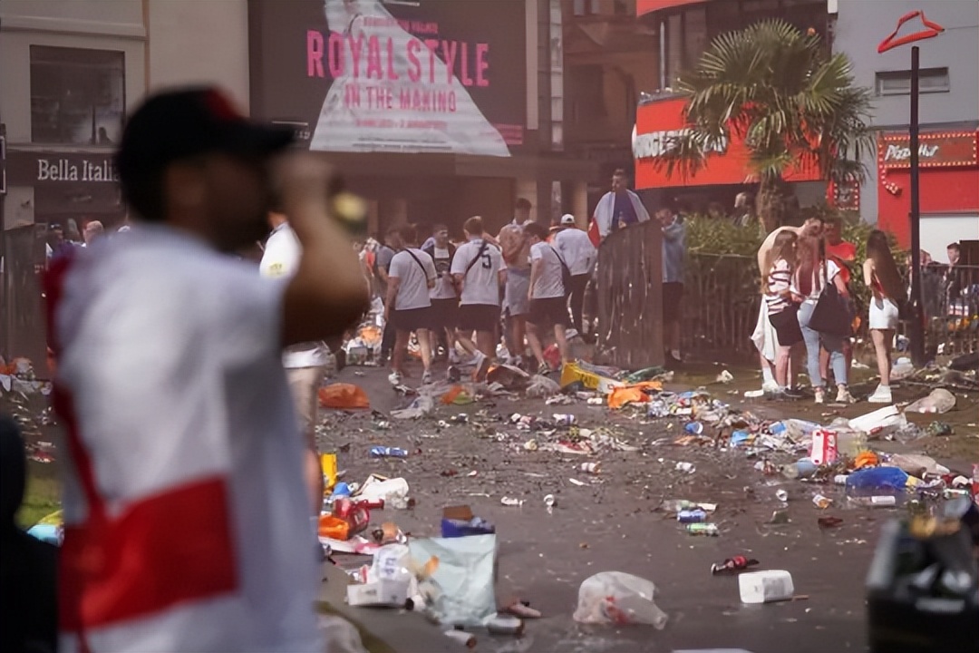 鏃ユ湰鍒锋柊浜嗘柊鐨勮冻鐞冧笘鐣屾澂绾綍,鏃ユ湰鑳藉惁缁х画鎹嶅崼浜氭床瓒崇悆鑽ｈ獕