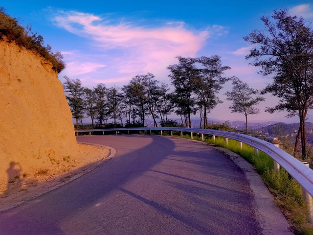 硕士研究生毕业年薪18万,研究生毕业月薪没有老爸工资高