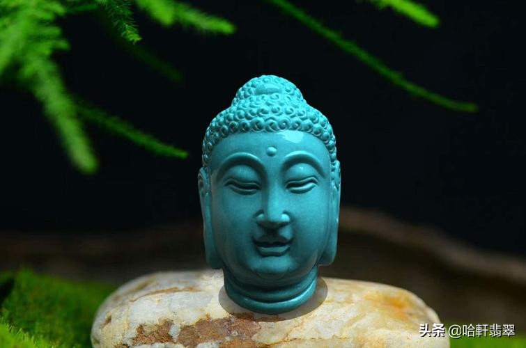 翡翠为什么都雕刻佛像,翡翠佛像的面部雕刻技巧