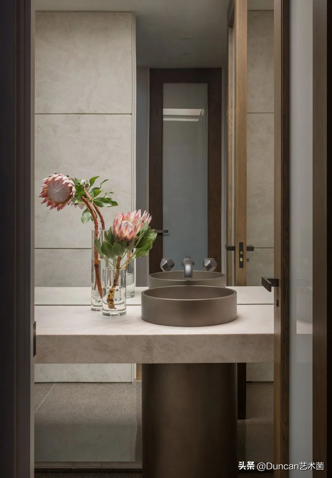 西雅图LucasInterior古朴隐逸的度假住宅