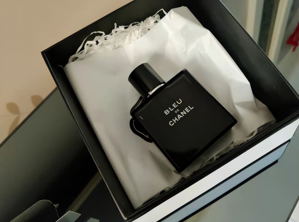 释放你的自信魅力,用自信绽放你的吸引力