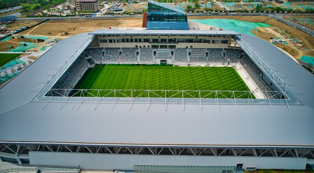 日照国际足球中心体育场在哪,日照国际足球中心主场馆容纳人数