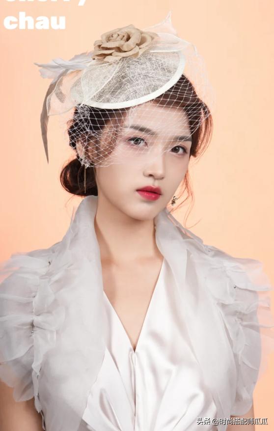 戴着帽子好时髦,戴什么帽子显脸小又减龄