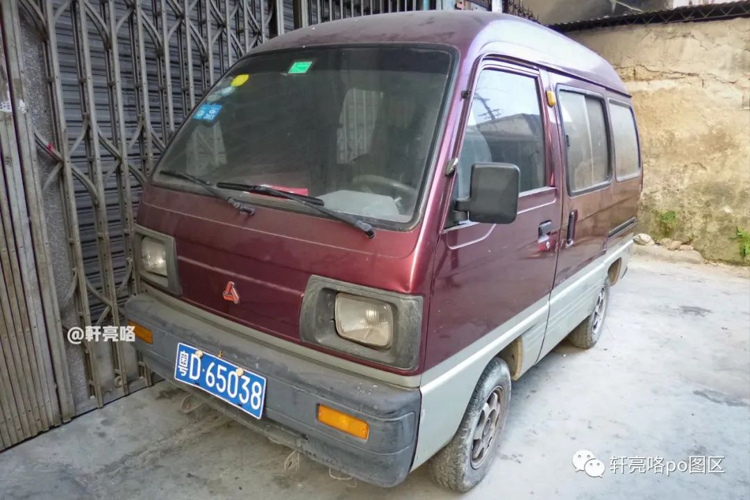 一汽佳宝ca6360整备质量,一汽佳宝6360a1的发动机号在哪里