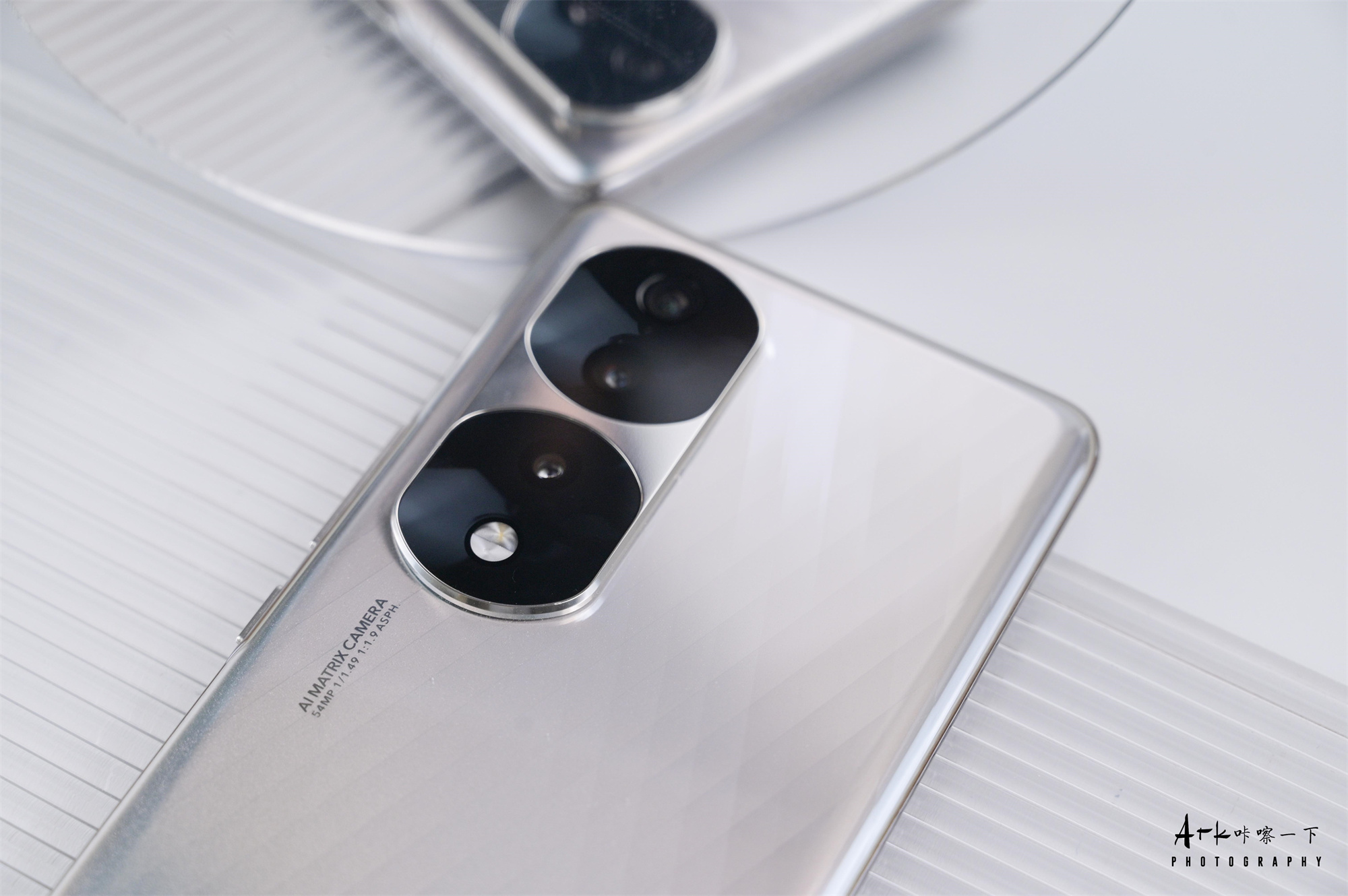 去年的荣耀70pro现在还值得买吗,荣耀70Pro基础配置