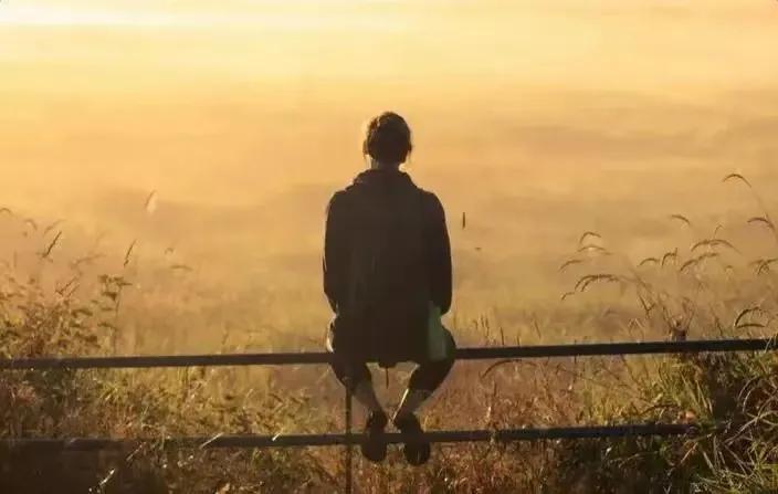 大学生应该怎样创业才不会被骗,作为一名大学生创业的陷阱有哪些