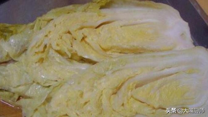 腌制酸菜的方法酸脆开胃超好吃,怎么腌制酸菜好吃又不烂又放得久