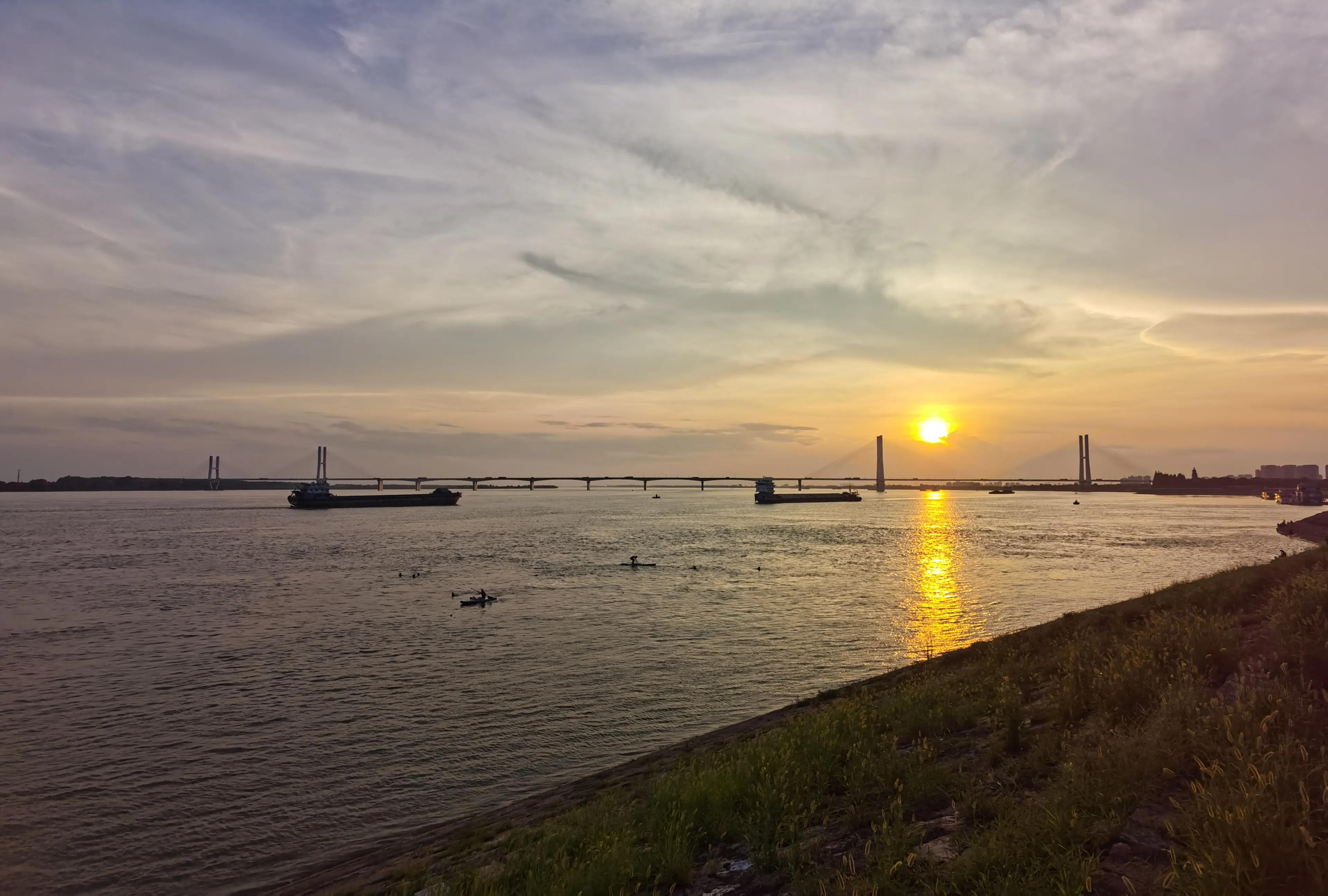 荆州新建两座长江大桥,荆州长江大桥的真实事件