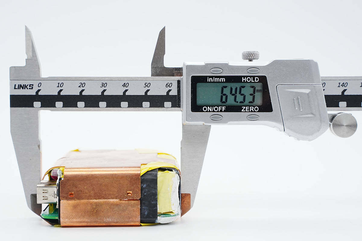 倍思氮化镓120w充电器拆解,倍思65w氮化镓红色版充电器拆解