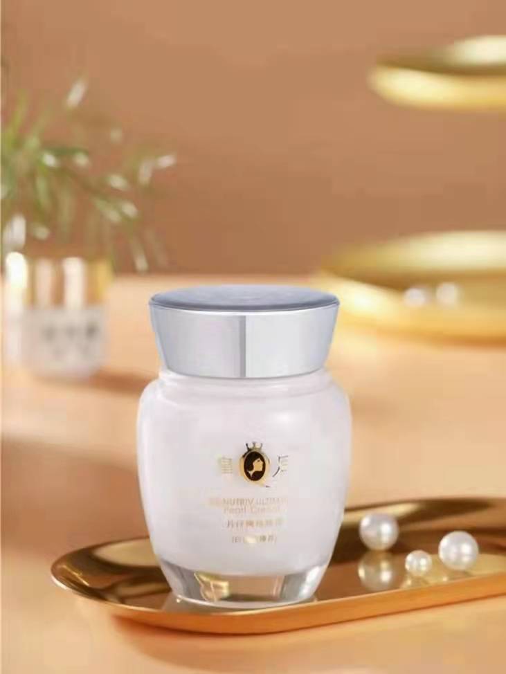 女人过了40岁适合用的化妆品,女人过了30岁用什么面霜最好