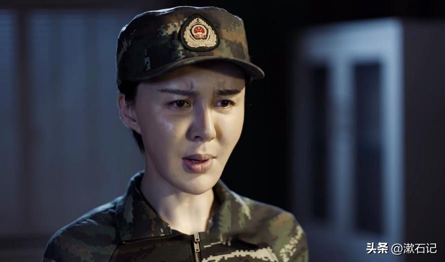 整容脸又来祸害军旅剧？蛇精脸、大浓妆，求你们别再*辱侮**战士了