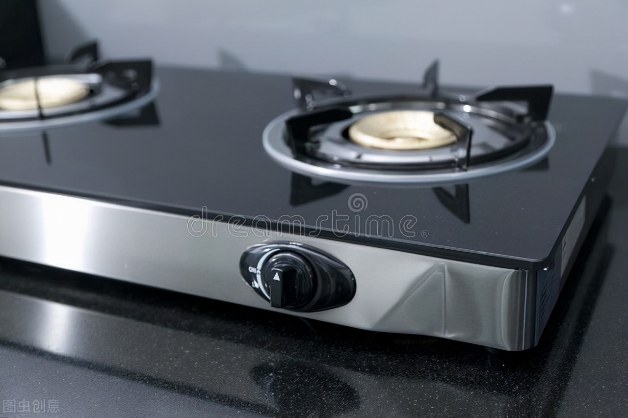 为什么燃气灶左灶不能炒菜,为何燃气灶左边不宜炒菜
