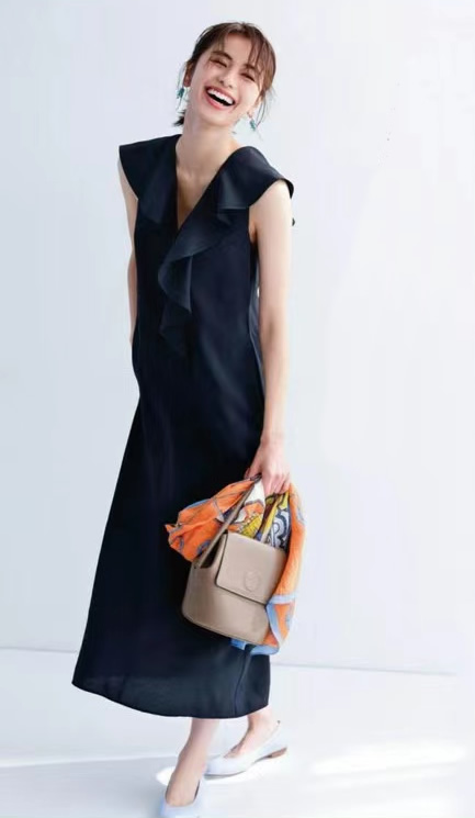 连衣裙的多种穿搭技法,讲解连衣裙的穿搭