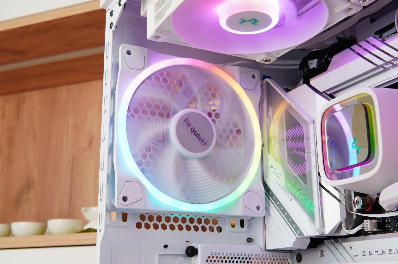 令人惊艳的散热效能，德商德静界ShadowBase800FX机箱