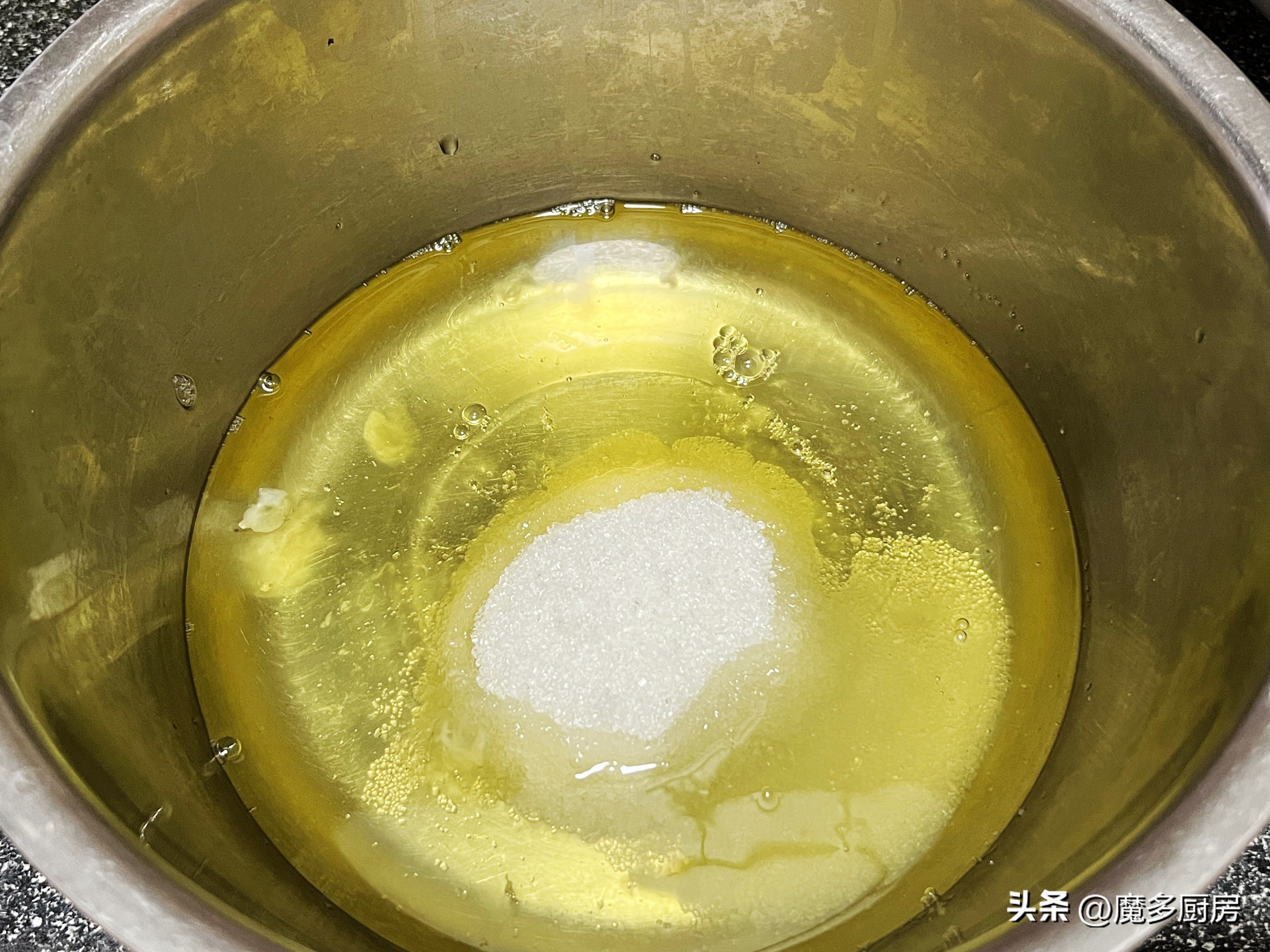 新手奶油蛋糕自制方法教程,8寸蛋糕奶油制作全过程教程
