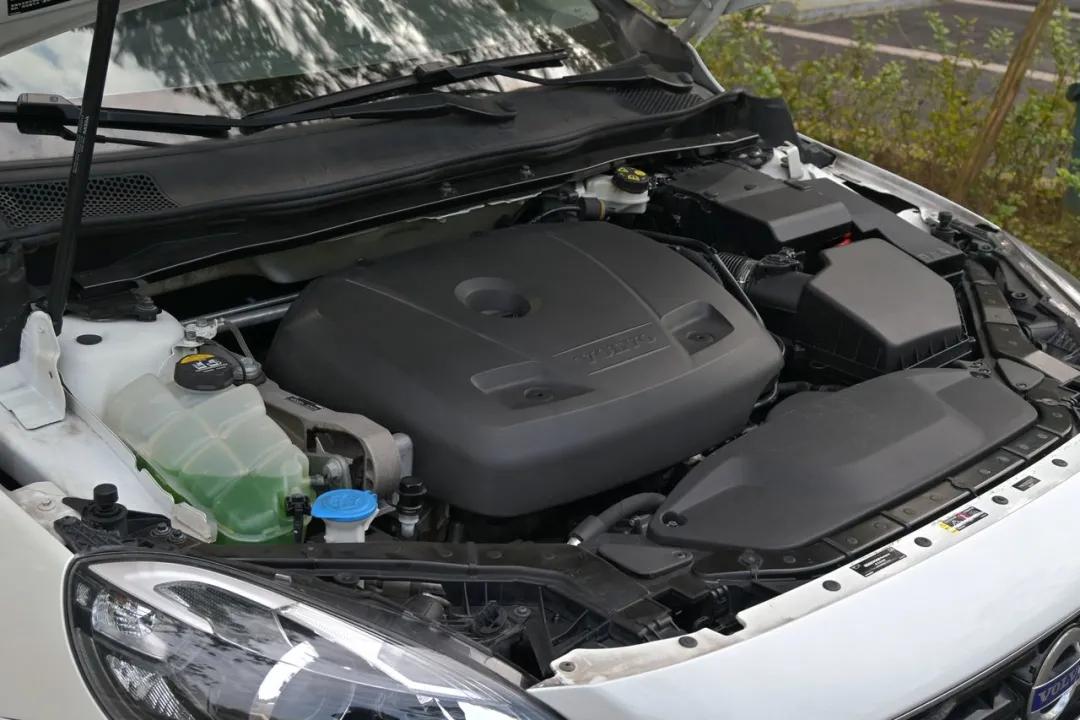 二手沃尔沃v402013值不值得买,二手沃尔沃v402.0t有啥问题么