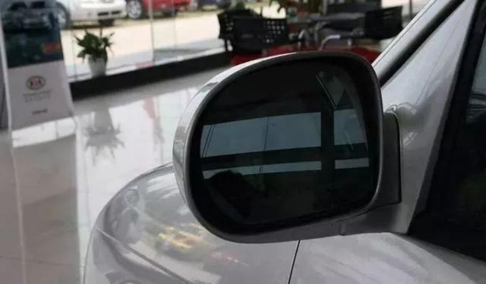 车主买了二手宝马,车主买了低价车