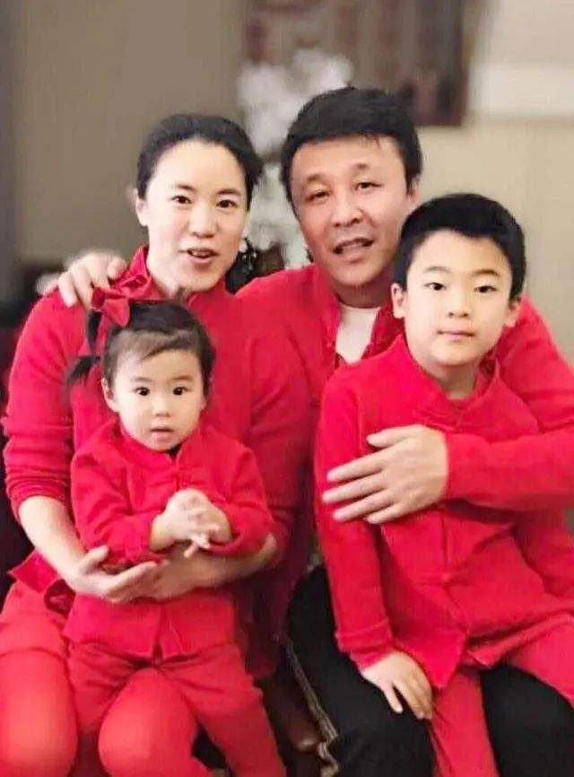 王楠患癌后丈夫的做法令网友泪目,王楠患癌12年