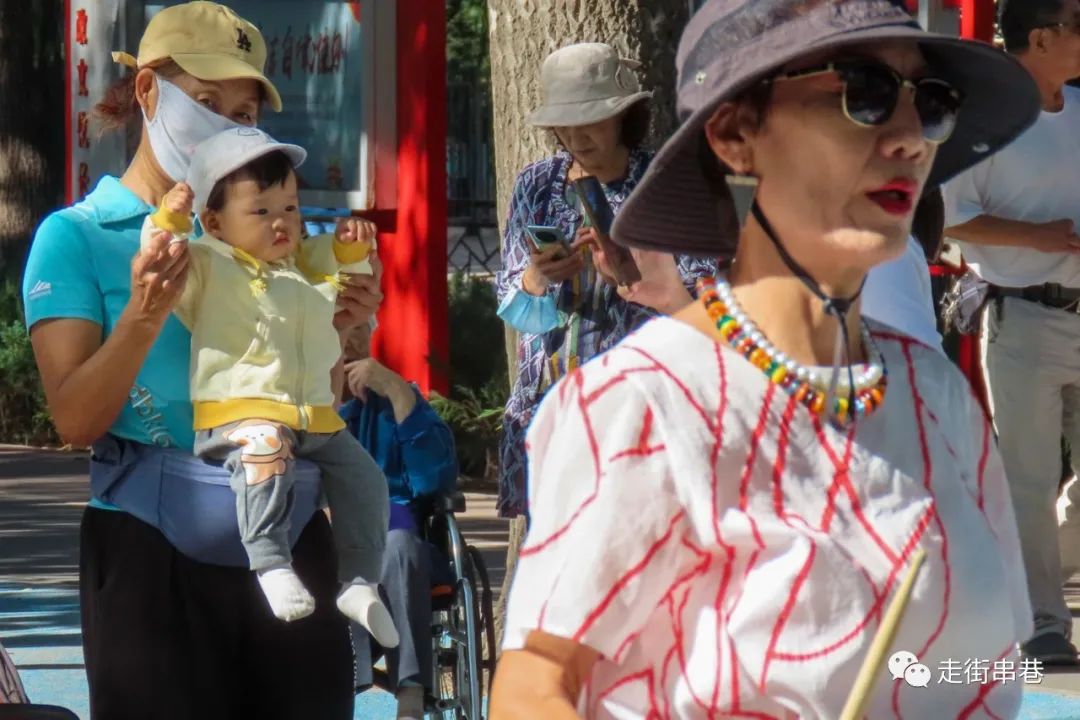 爷孙隔代亲的经典歌曲,爷孙隔代亲