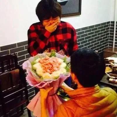 情人节送男士礼物排行榜,情人节送女朋友什么礼物