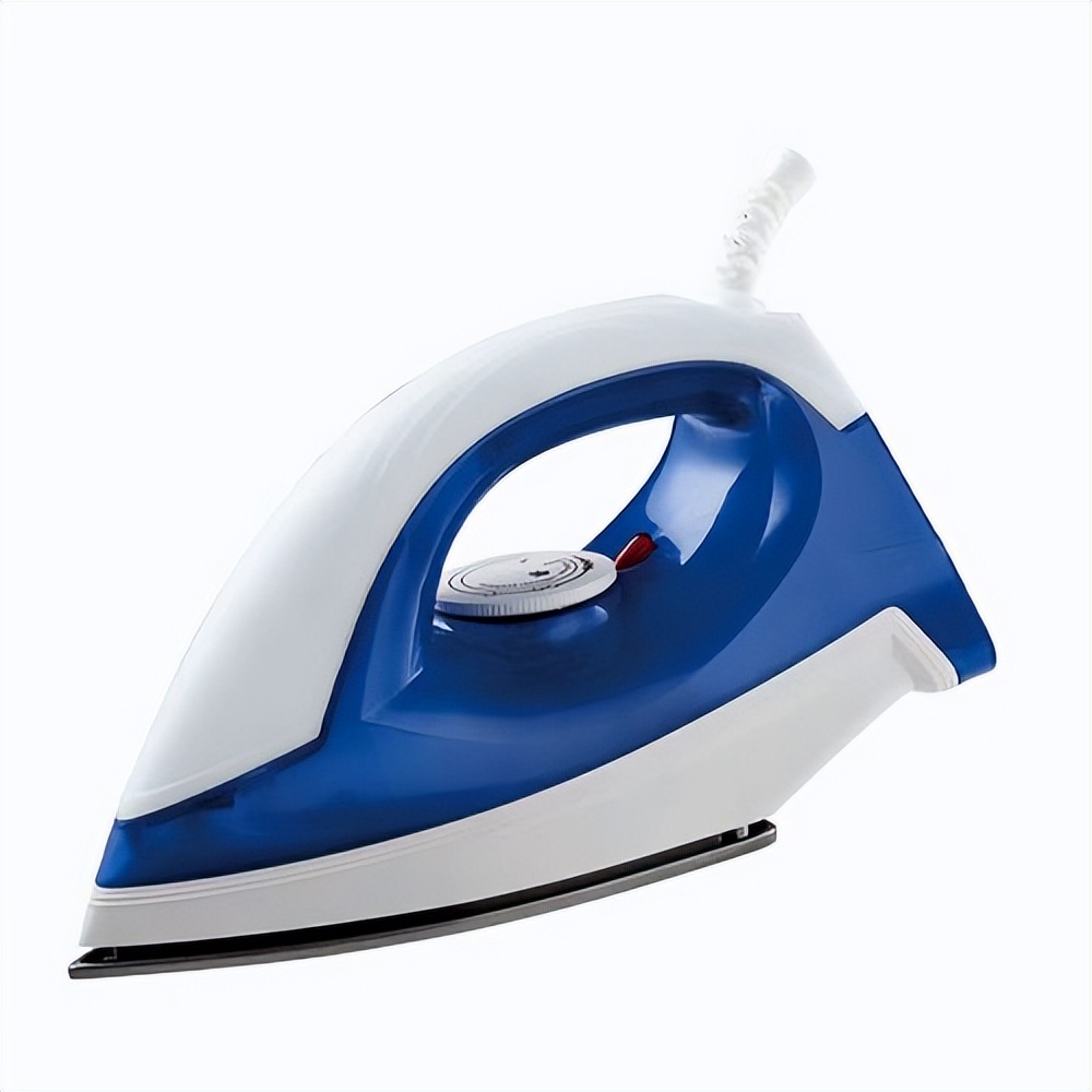 衣服被热水泡皱了怎么恢复平整,衣服皱了没有熨斗怎么办