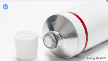 他卡西醇软膏能治牛皮癣吗,他卡西醇软膏能用于头皮银屑病么