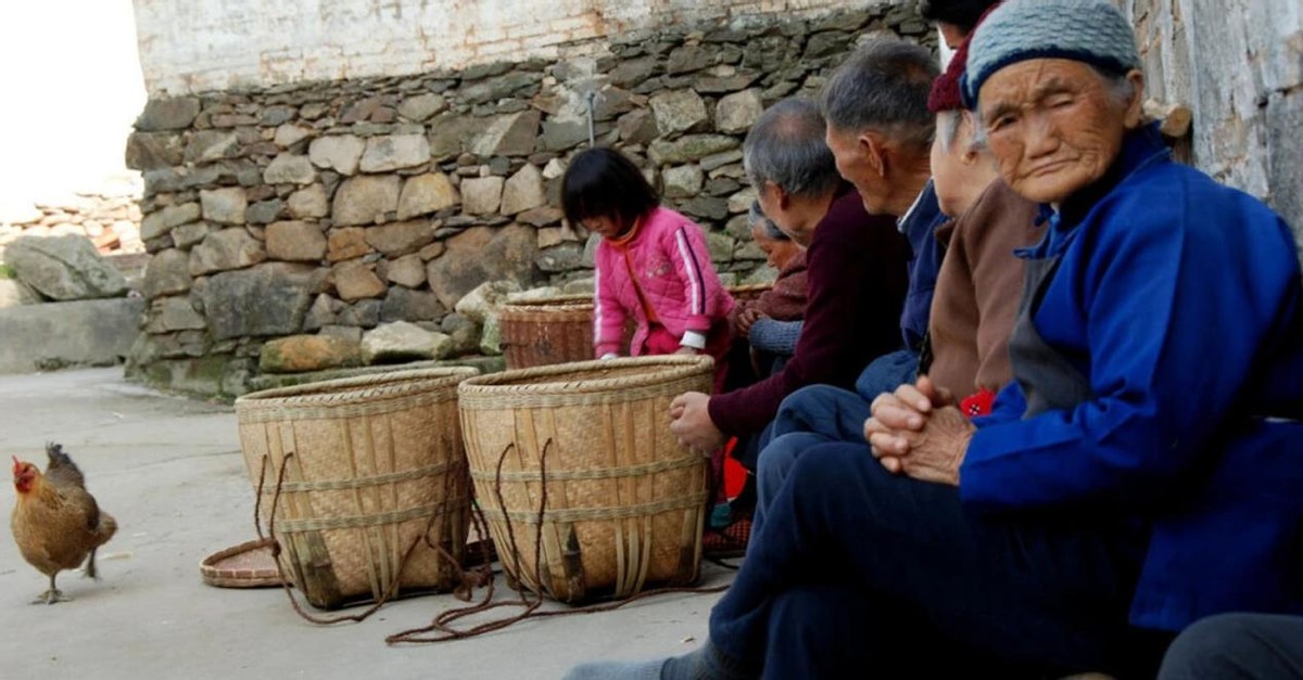 赊账村支书,村支书赊账24年