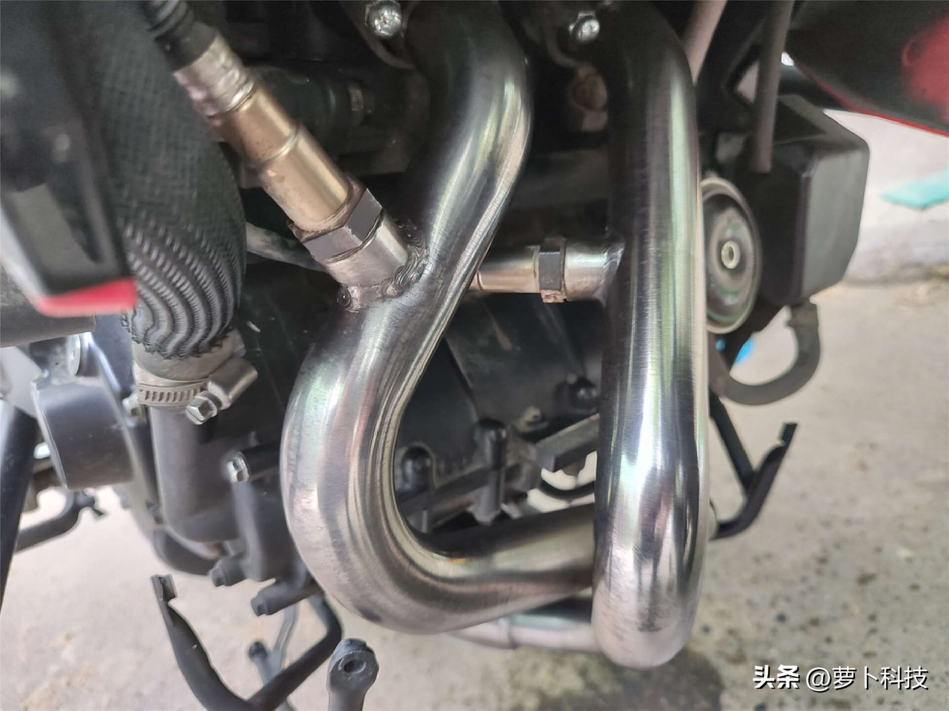 1000元摩托车排气,摩托车排气管镀铬和不锈钢哪个好