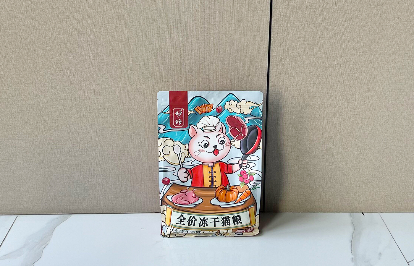 猫会跟着有灵性的人,猫是有灵性的好可爱的猫