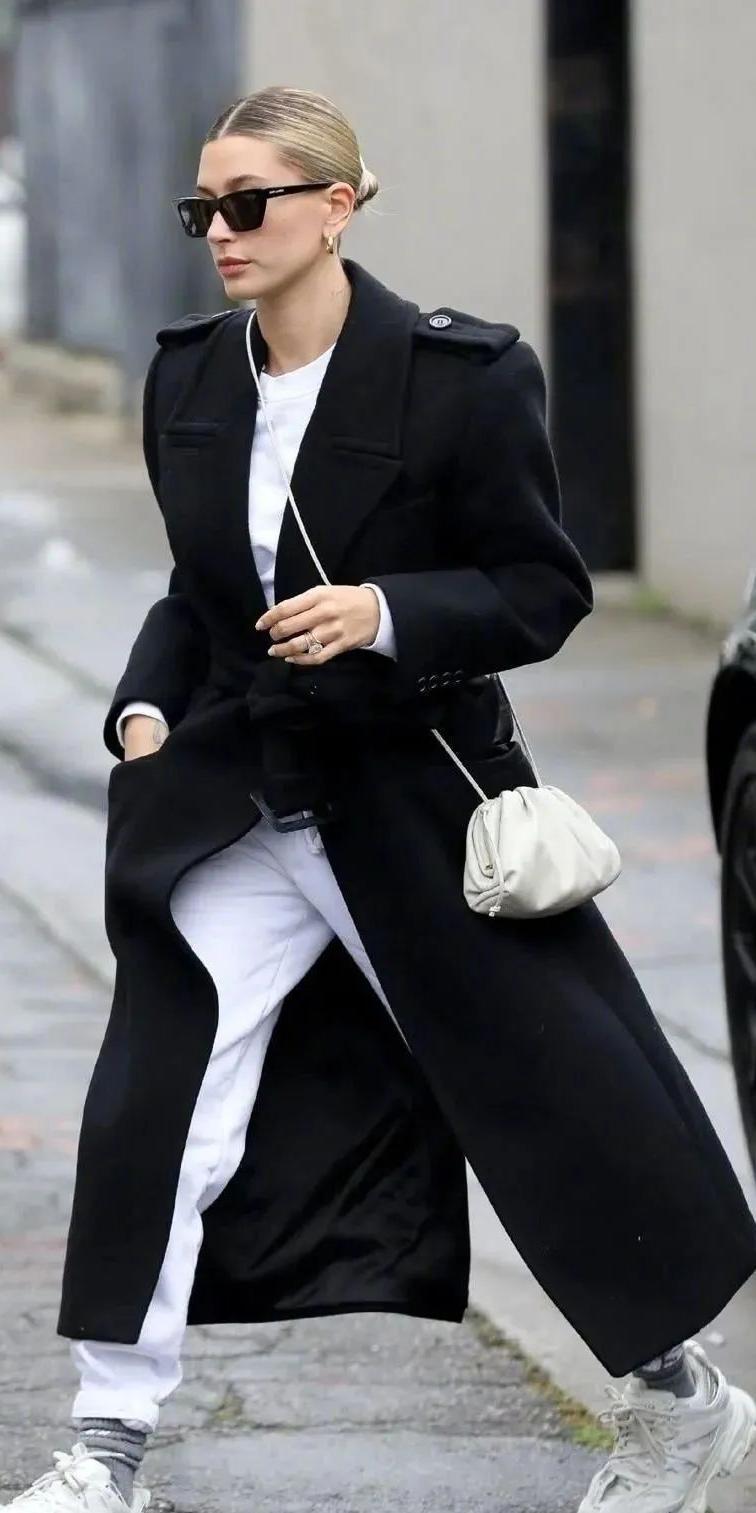 安吉丽娜朱莉大衣,安吉丽娜朱莉的冬季大衣街拍