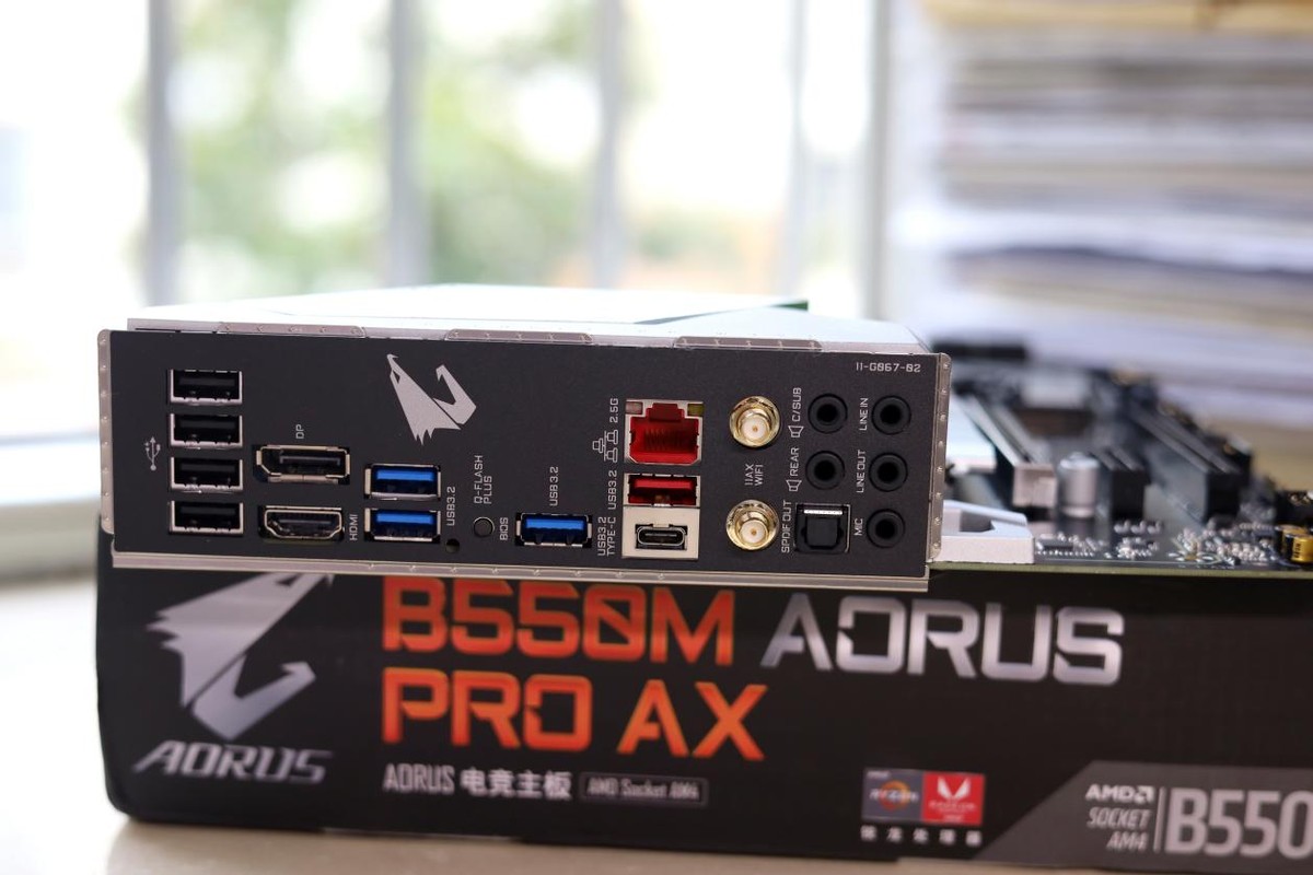 技嘉雪雕b550m-aorusproax,技嘉雪雕b560maoruspromax