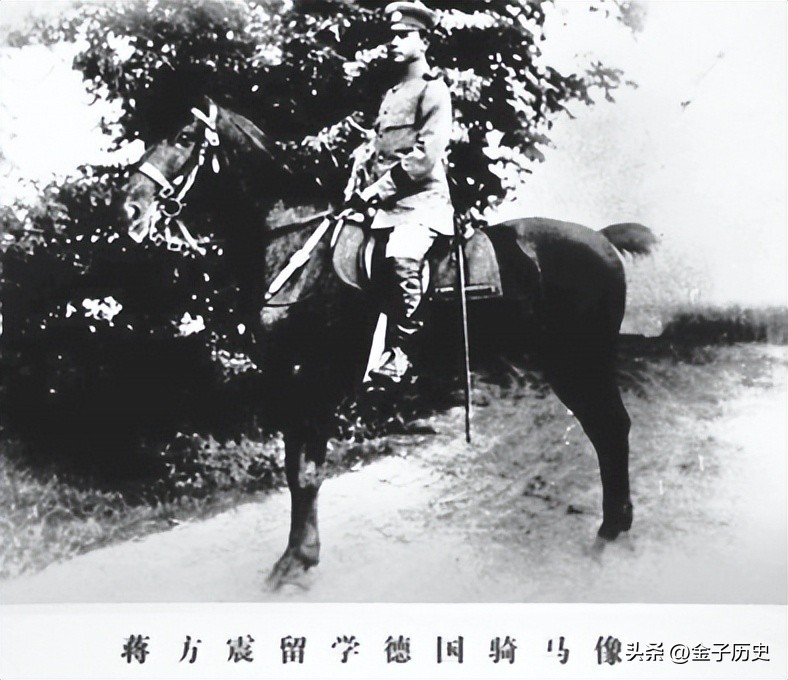 日本女护士嫁中国将军64年，生下歌唱家女儿，女婿更是家喻户晓