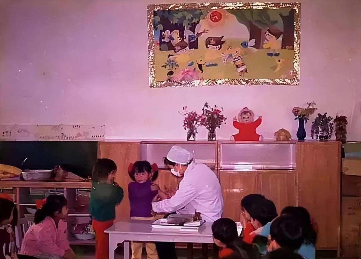 16年重庆女孩晕厥，醒来后扯头发吃，专家：吃头发对身体没有坏处