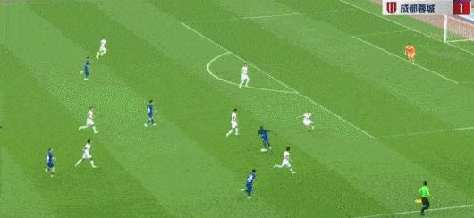 足协严令各队不得公开指责裁判,足协重拳出击赛场乱象