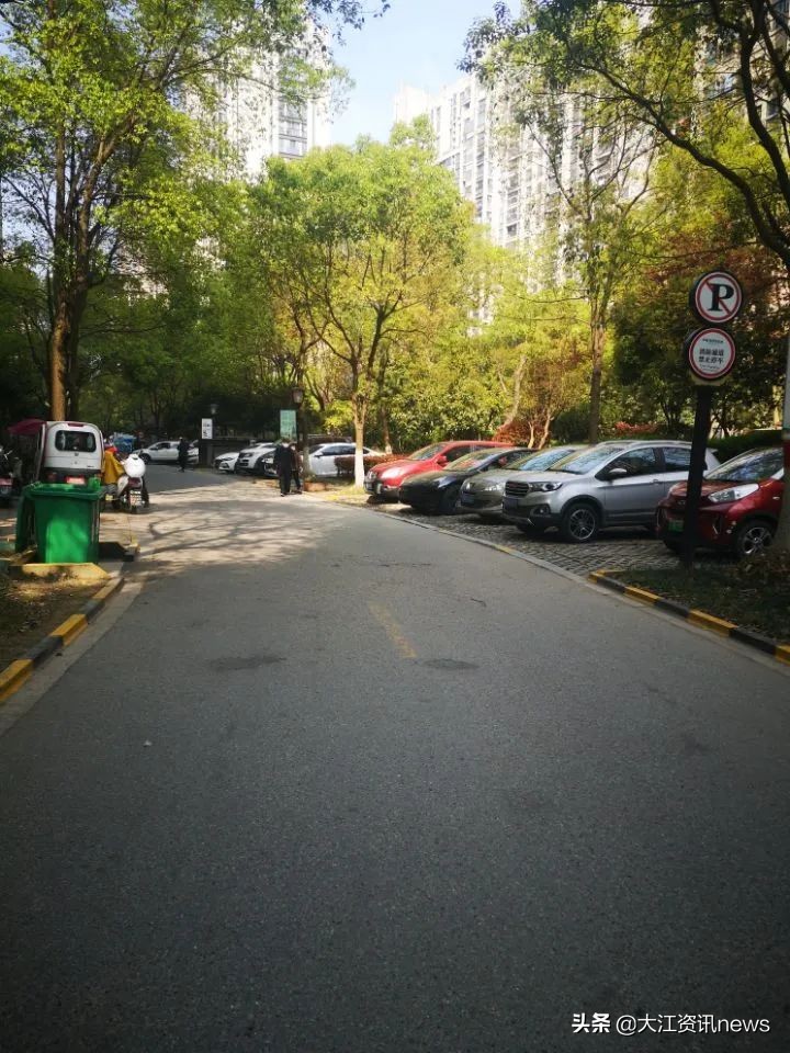 业委会换物业的猫腻,换物业通过业主委员会就行吗