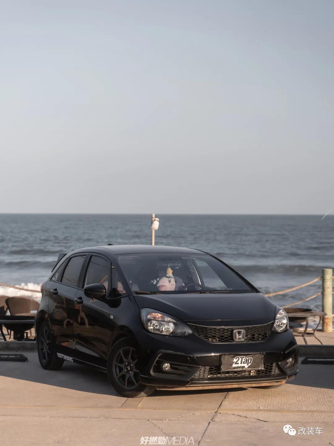 00后小姐姐也爱玩本田飞度，这个车系到底有什么魔力？