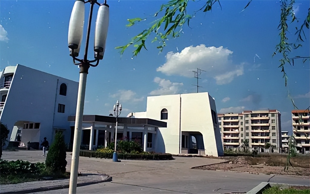 大邱庄景象如何？禹作敏的别墅最为凄凉，门牌被摘，只剩残垣断壁