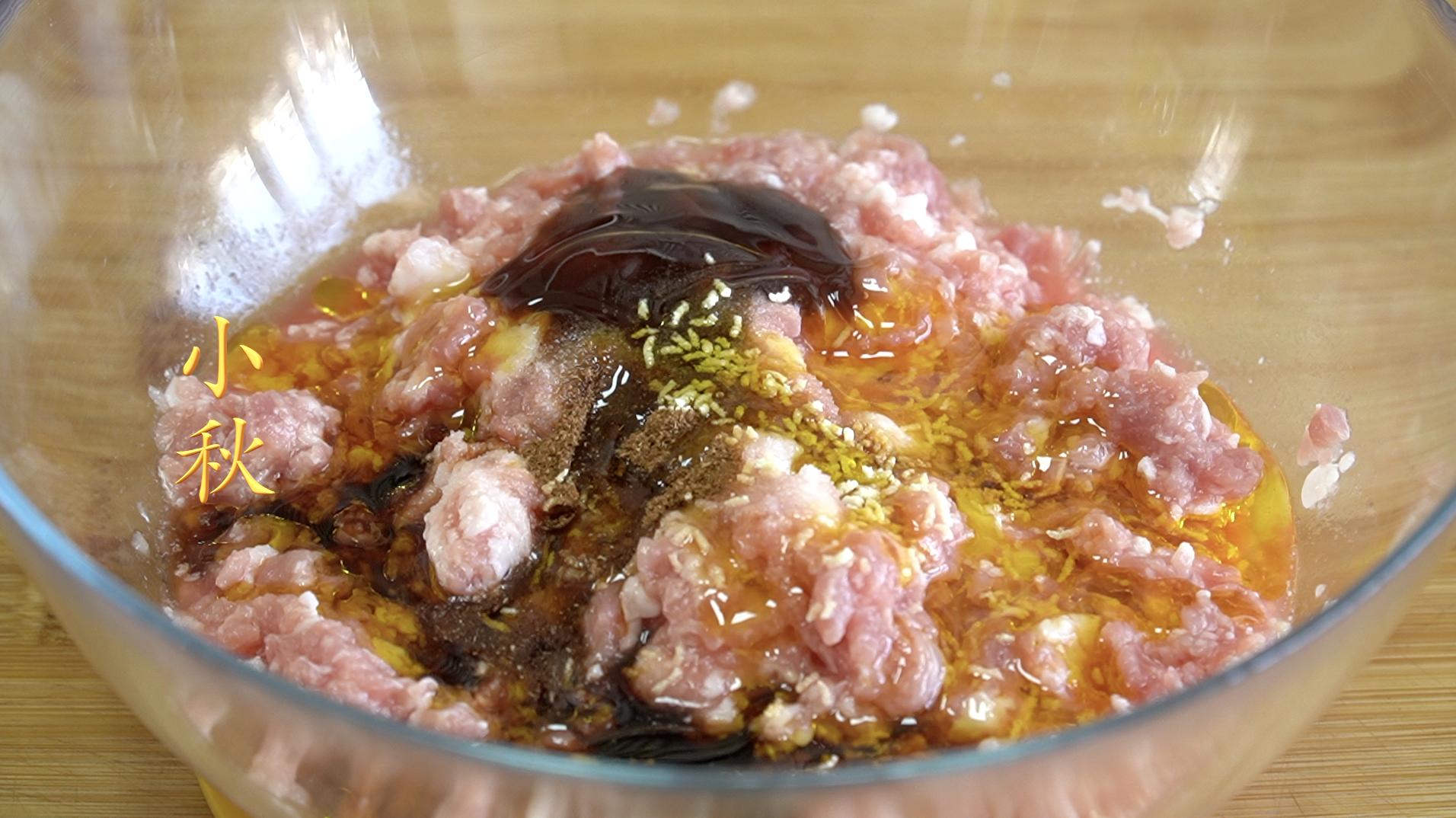 包子的馅料要怎样调才能多汁,包子有几种包法怎样擀包子皮