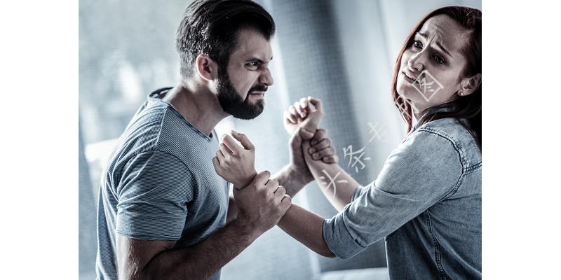 我爸在外面有小三怎么办,父亲有了小三我该怎么办