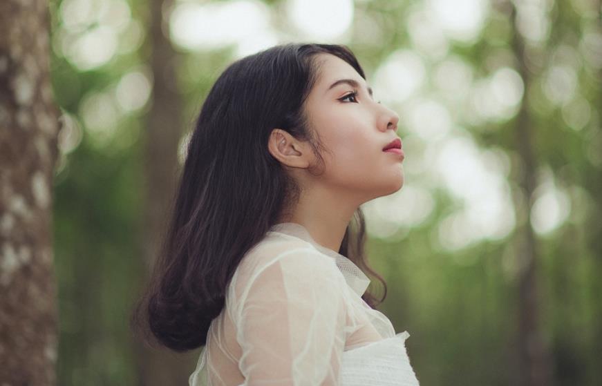 跟女孩聊天不回复是什么心态,和女生聊天聊的不好就不回信息