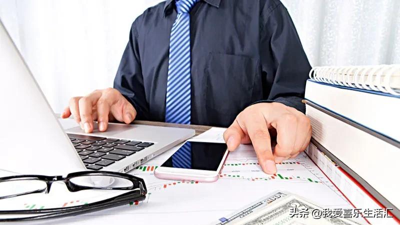 三十岁男人转行适合什么行业,哪些行业适合30岁以后男人转行